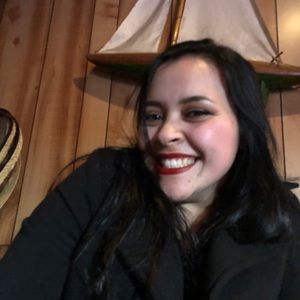 Meet your Posher, Desiree